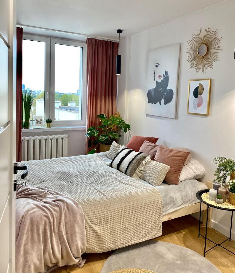 Eloft Saska Kepa Apartman Varsó Kültér fotó